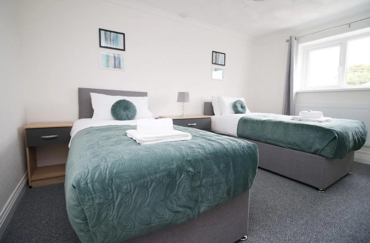 Family Home In The Charming Coastal Town Of Barry Holiday home