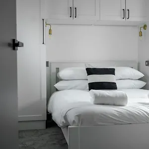 Goodstay By Urban Space Barry